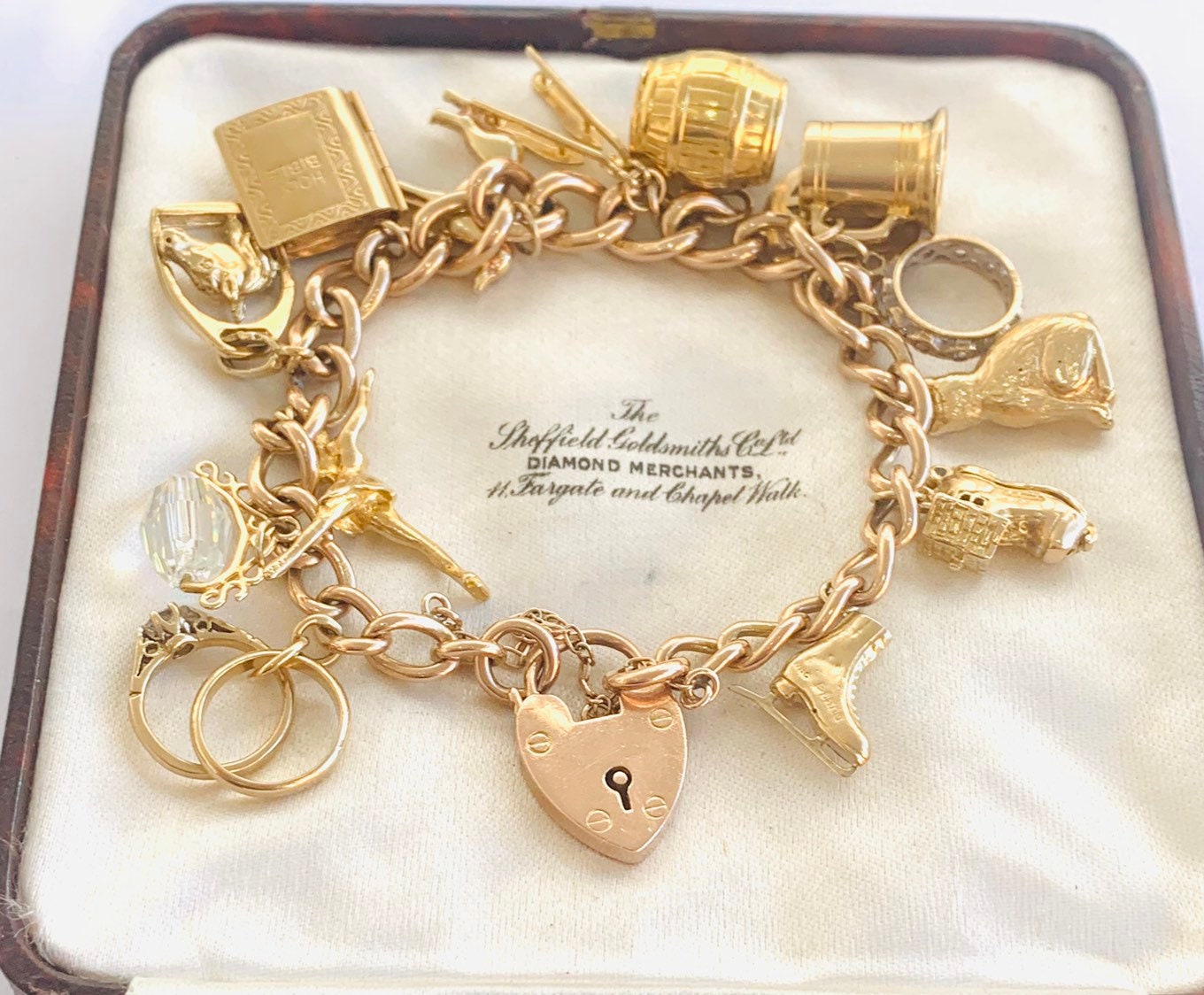 Superb heavy vintage 9ct gold charm bracelet with 14 gold charms ...