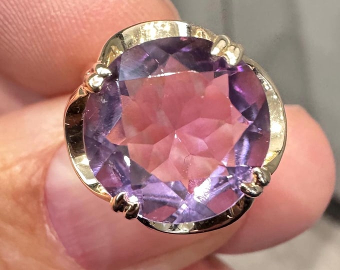 Vintage 9ct gold Amethyst ring - London 1971 - size N or US 6 1/2