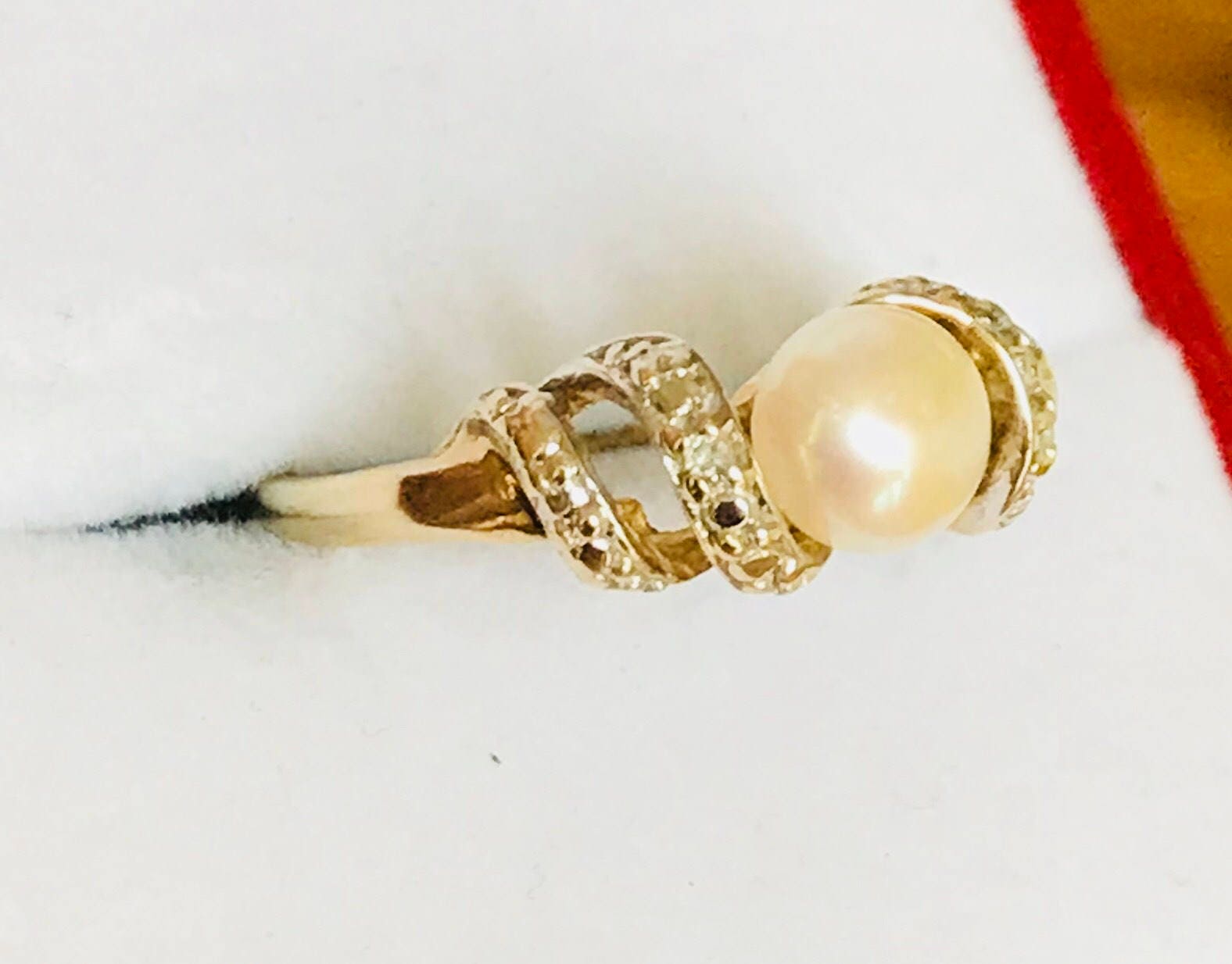 Vintage 9ct gold pearl & diamond ring fully hallmarked **Reserved for