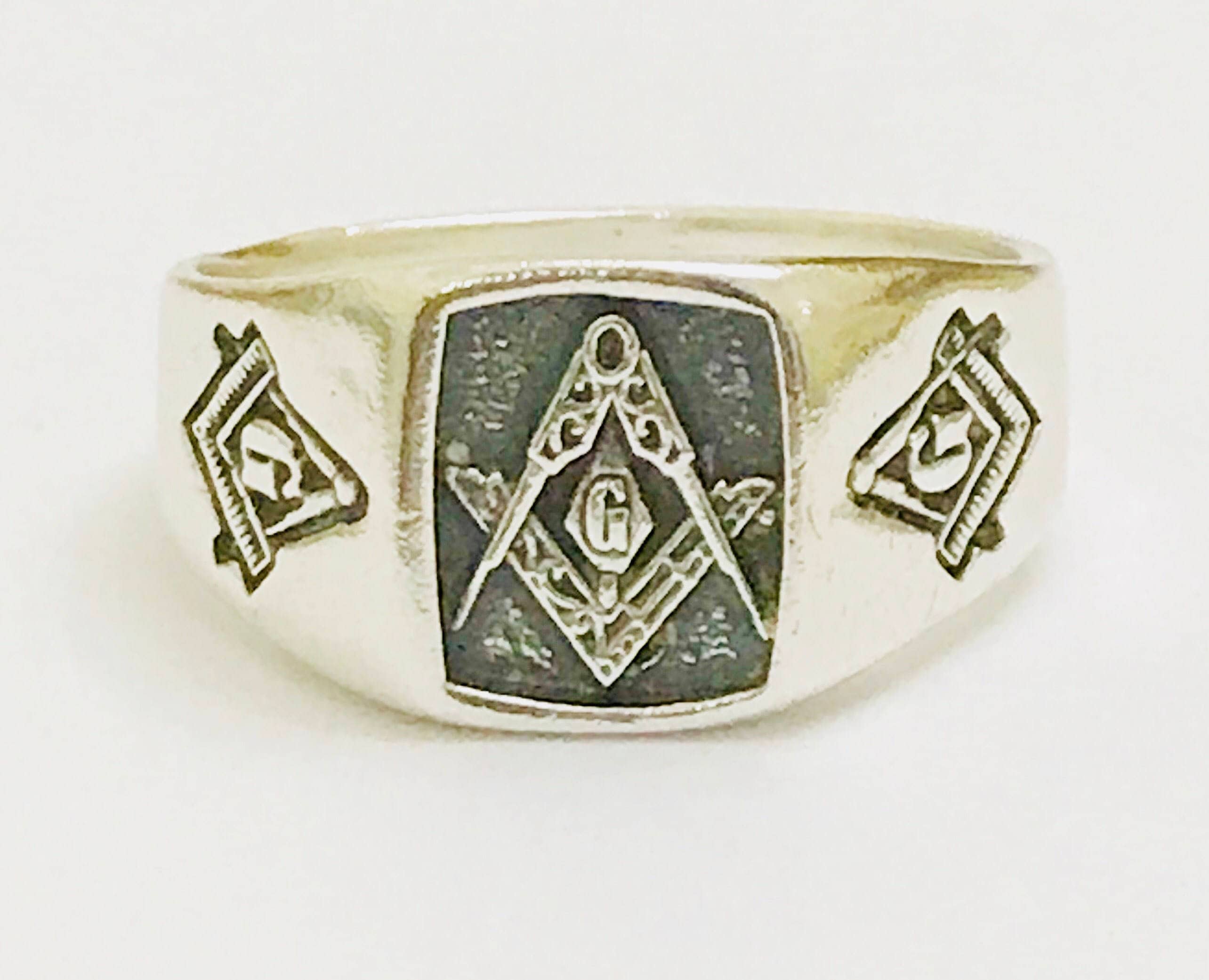 Superb vintage sterling silver Men's Masonic ring