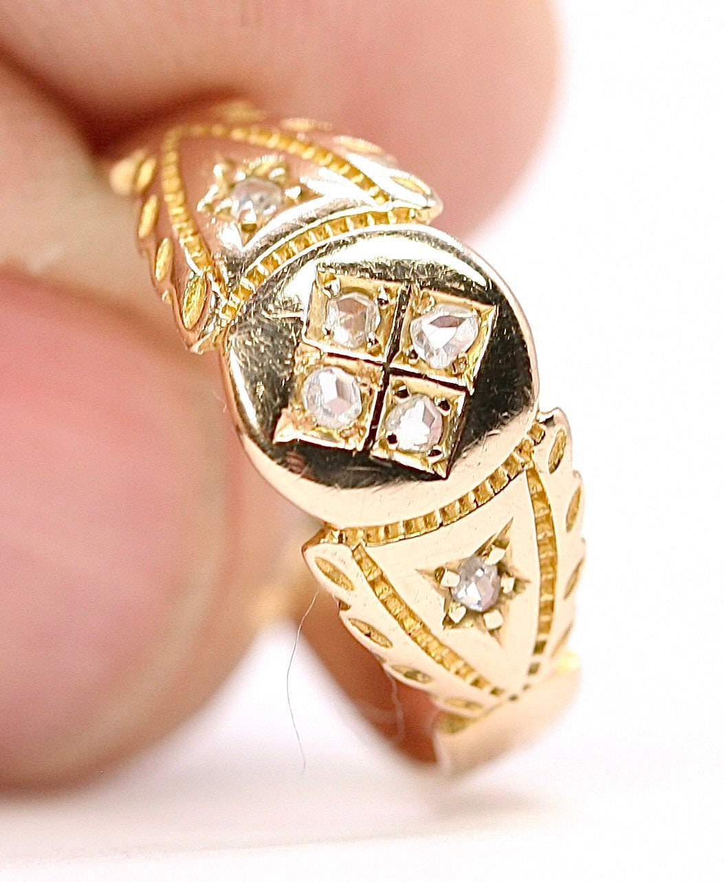 Beautiful Victorian 15ct gold Diamond ring size K or US 5