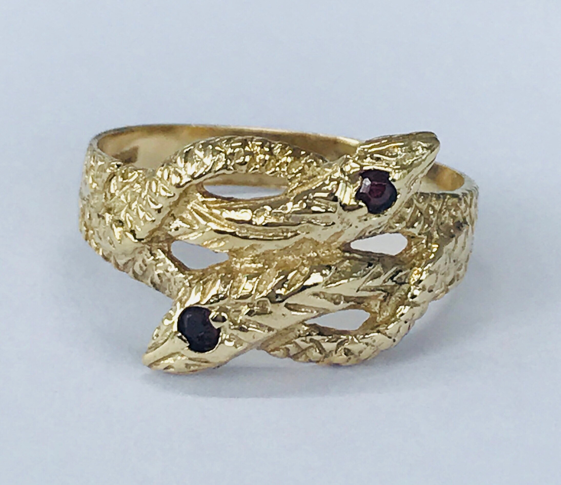 Superb vintage 9ct yellow gold Men's double Snake ring with fully hallmarked