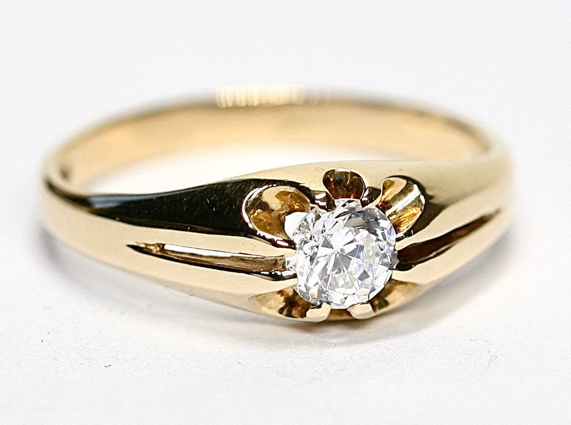 Superb Vintage 9ct gold Cubic Zirconia Gypsy / Pinky rIng hallmarked Birmingham 1996 sIze O Superb Vintage 9ct gold Cubic Zirconia Gypsy / Pinky rIng hallmarked Birmingham 1996 sIze O