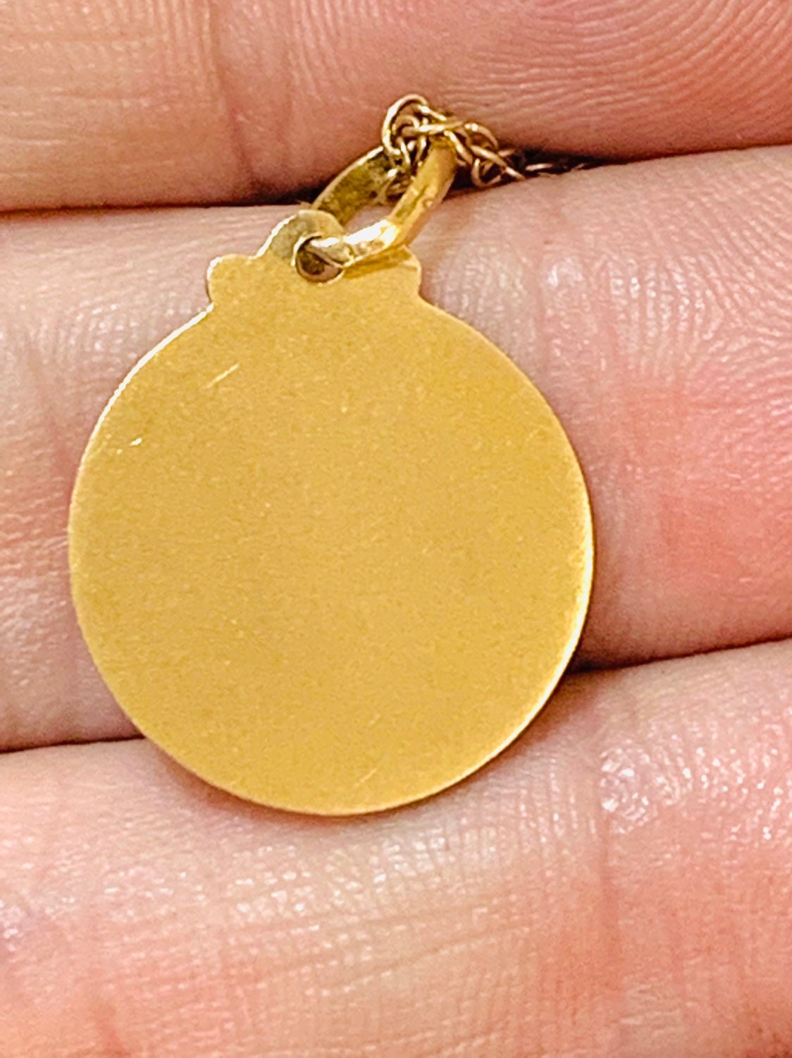 L & T Heirlooms Second Hand 18ct Yellow Gold St. Christopher Pendant  Necklace in White | Lyst UK