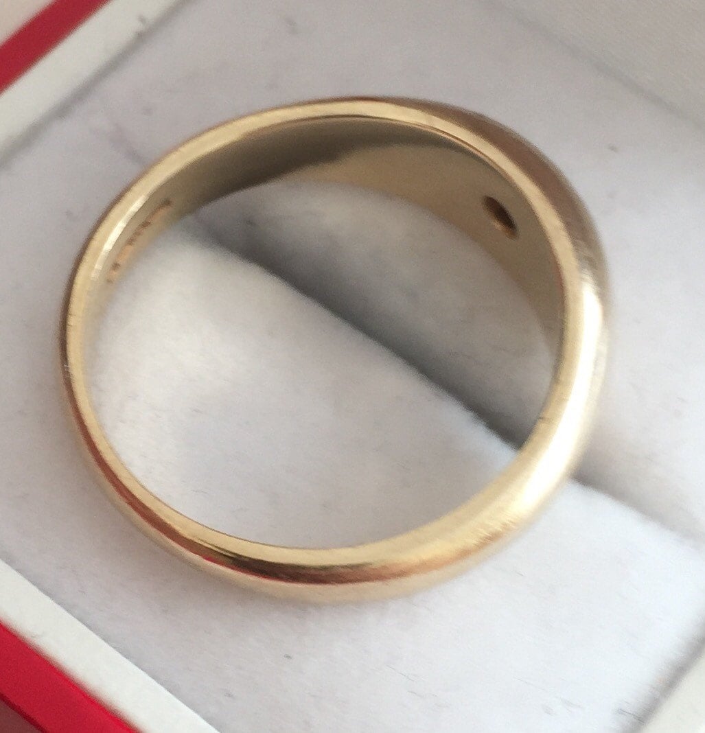 Superb vintage 9ct gold Men's diamond gypsy ring ***Reduced***