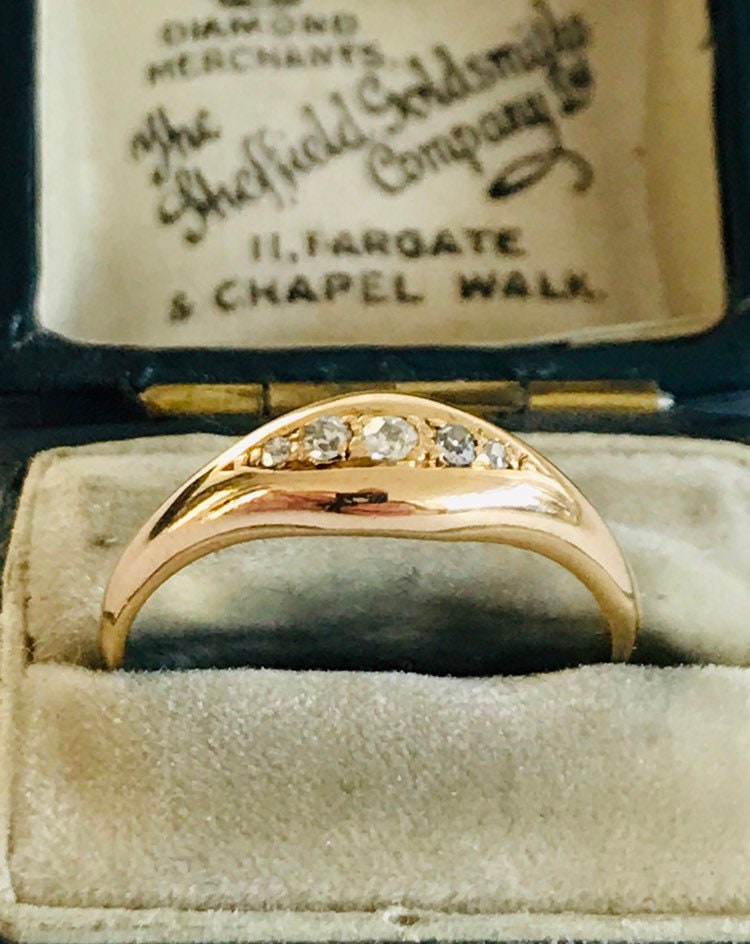 Fabulous antique 18ct gold Diamond engagement / eternity ring
