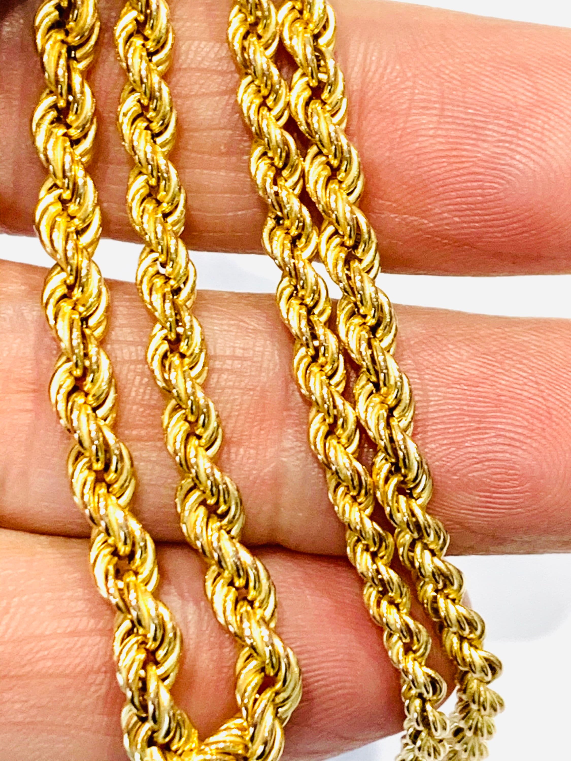 Stunning vintage 9ct yellow gold 18 inch graduated rope chain fully Stunning vintage 9ct yellow gold 18 inch graduated rope chain fully