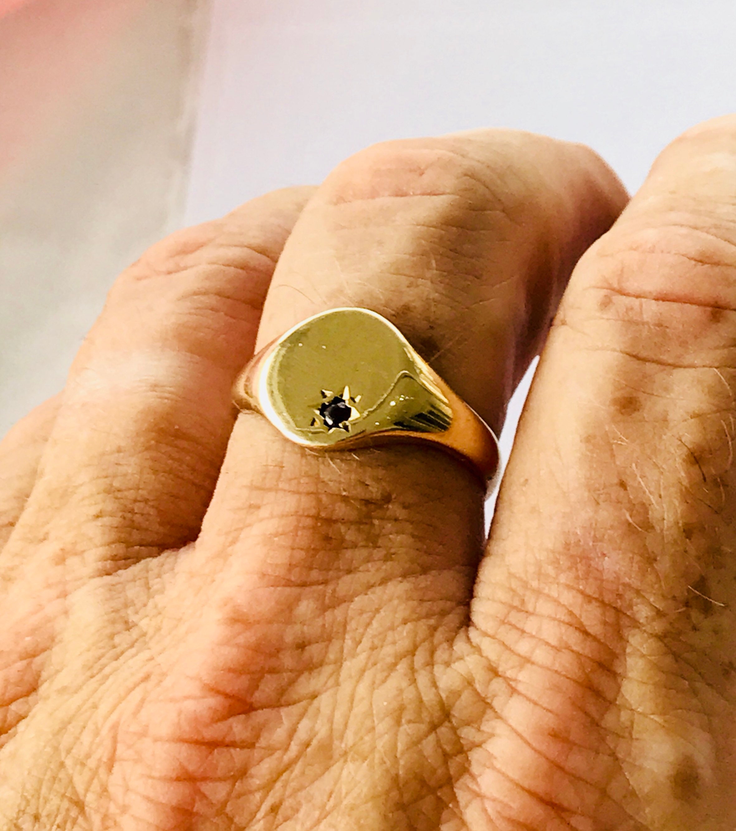 Stunning vintage 9ct yellow gold Men's ring Birmingham