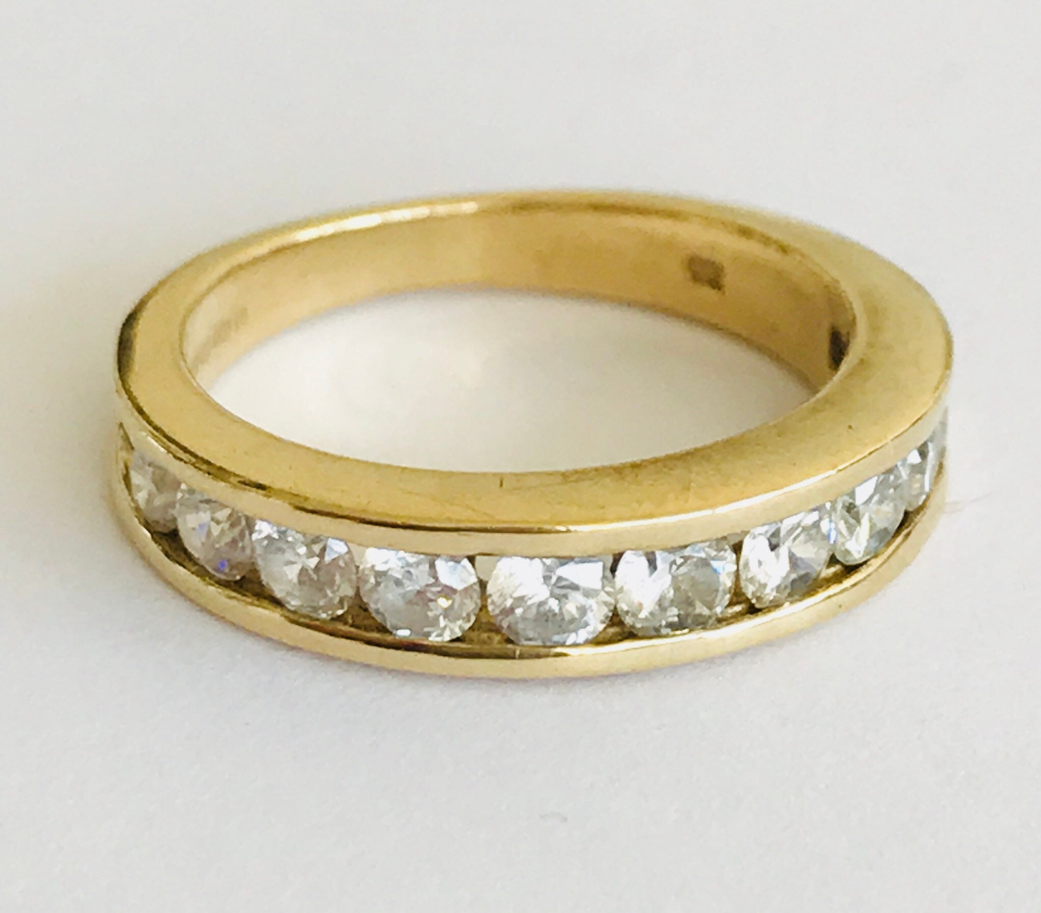 Sparkling vintage 9ct yellow gold Cubic Zirconia eternity ring fully hallmarked Sparkling vintage 9ct yellow gold Cubic Zirconia eternity ring fully hallmarked