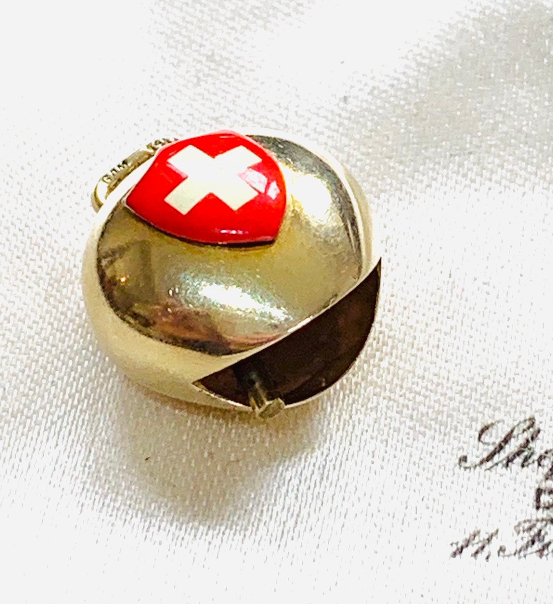 Stunning vintage 9ct gold enamelled Swiss cow bell charm fully hallmarked