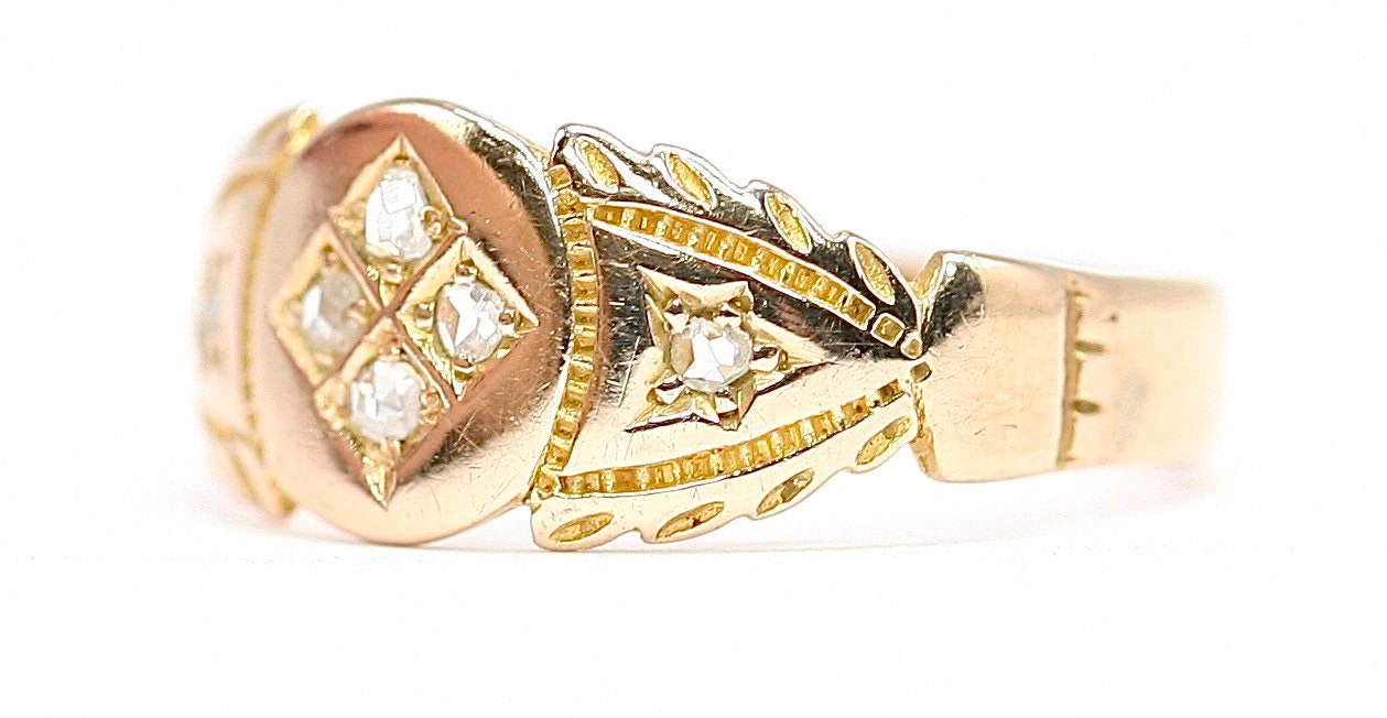 Beautiful Victorian 15ct gold Diamond ring size K or US 5