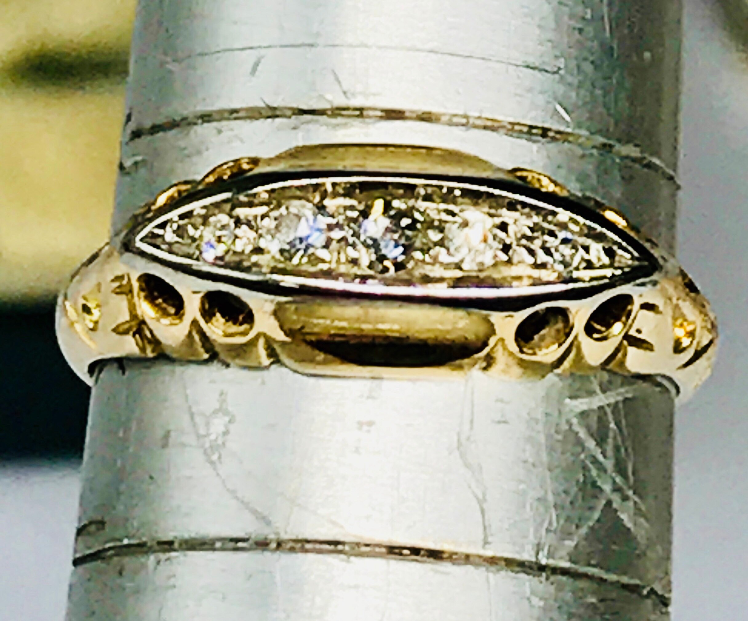 Stunning antique 18ct gold & Platinum diamond boat ring circa 1900