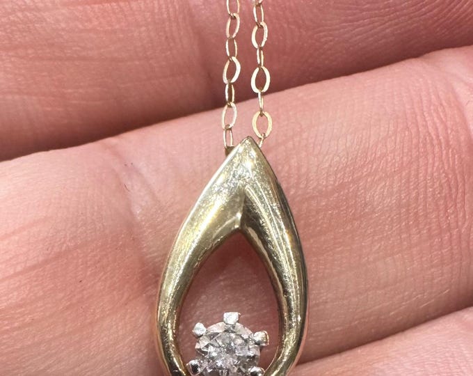 9ct gold 17 1/2 inch 0.25 carat Diamond pendant necklace - fully hallmarked