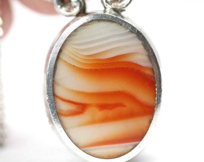 David Scott Walker - Sterling Silver 18 inch double sided Agate pendant necklace - Sheffield 1978