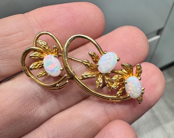 Vintage 9ct gold Opal brooch - fully hallmarked - 6gms