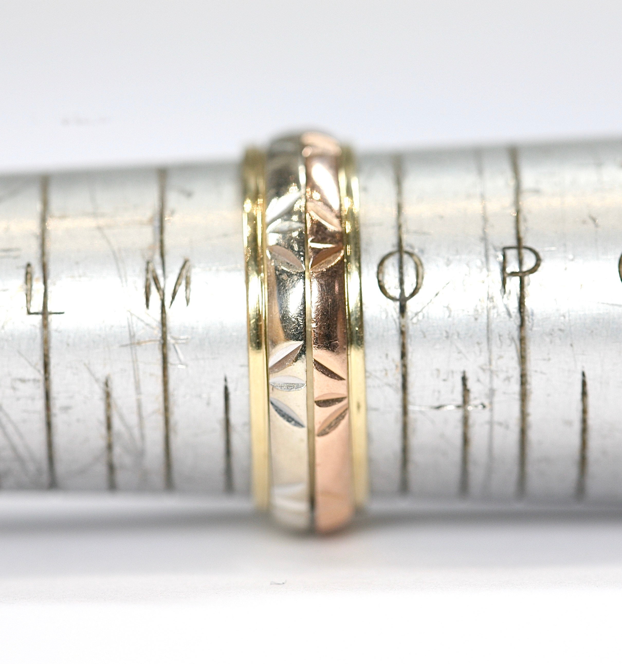 Stunning vintage 14ct three colour gold Spinner ring fully hallmarked