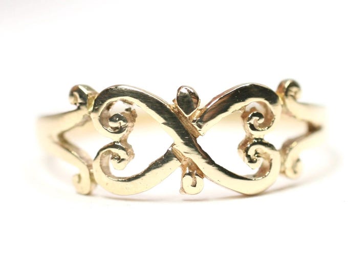 Vintage 9ct gold ring - London 1978 - size Q or US 8
