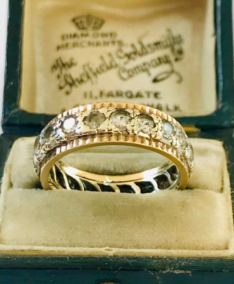 Stunning sparkling vintage 9ct yellow and white gold Spinel eternity
