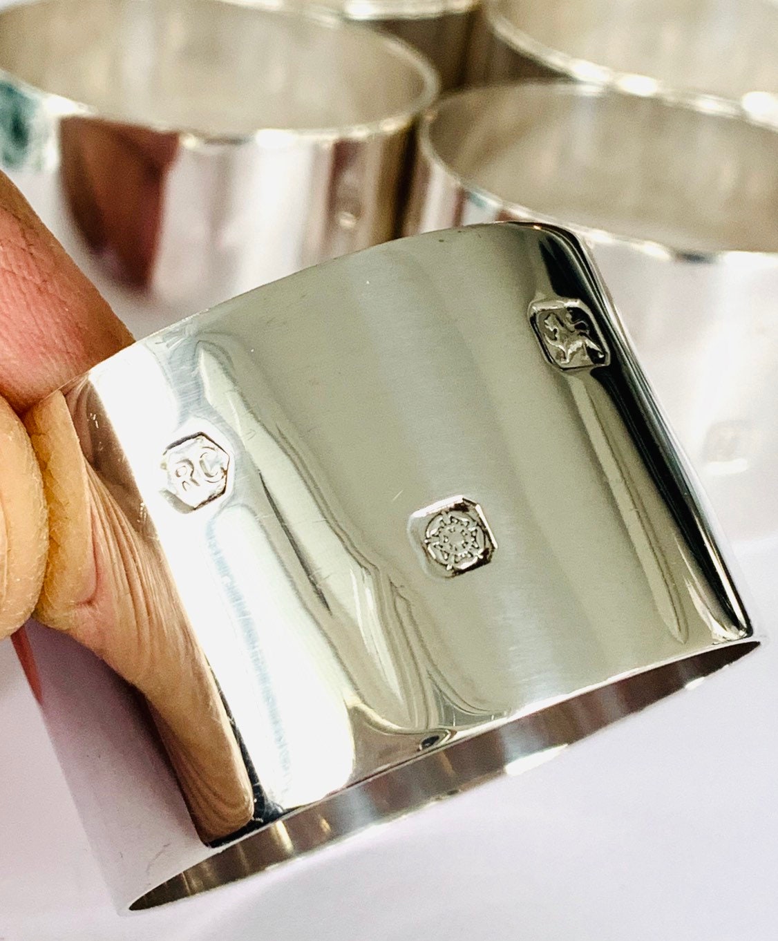 Stunning matched set of 6 sterling silver napkin rings Carrs of