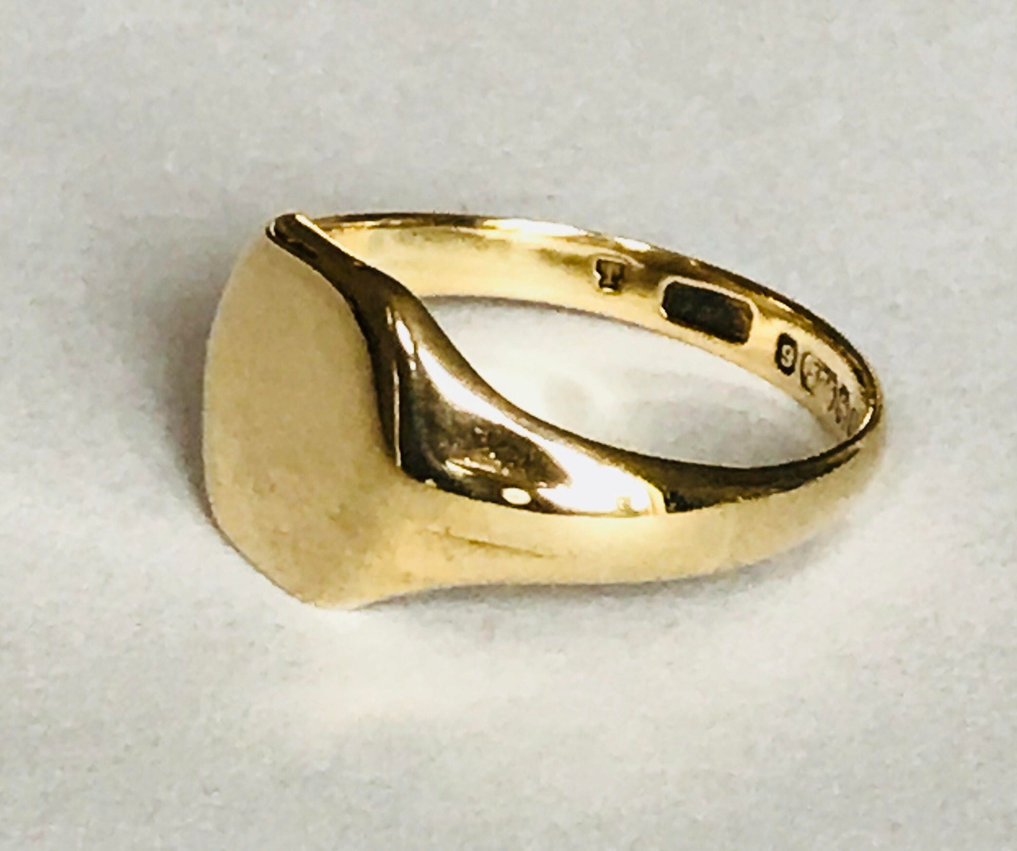 Superb vintage 9ct yellow gold Mens ring Birmingham 1946