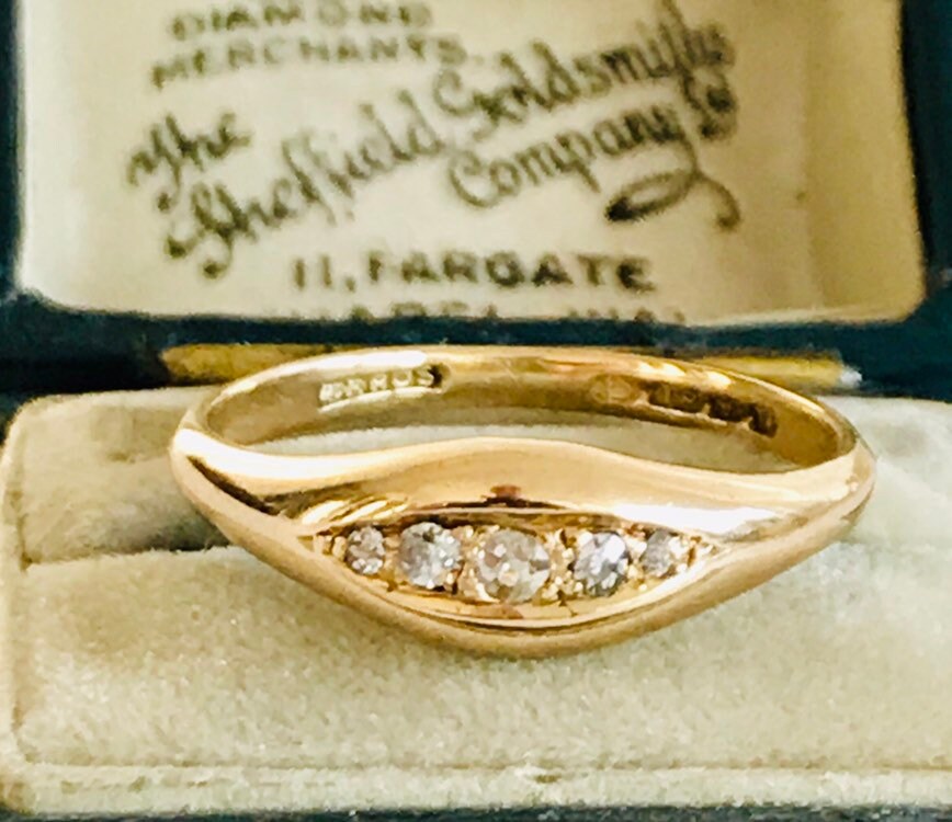 Fabulous antique 18ct gold Diamond engagement / eternity ring