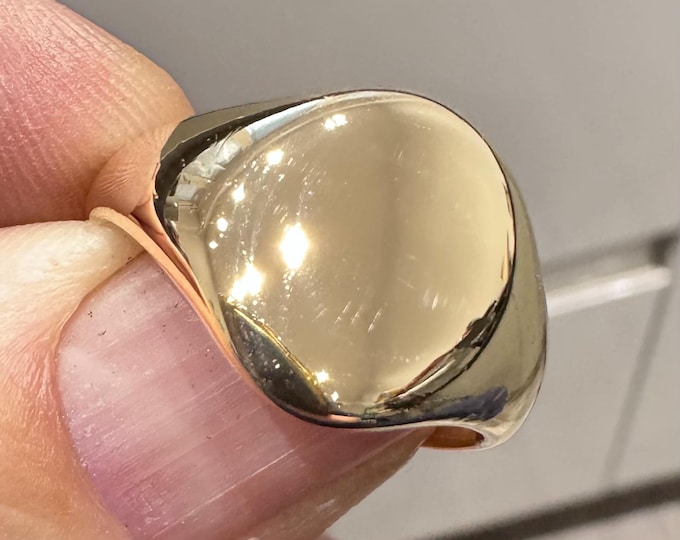 Vintage 9ct gold mens Signet ring - Birmingham 1962 - size S or US 9 - 6.7gms