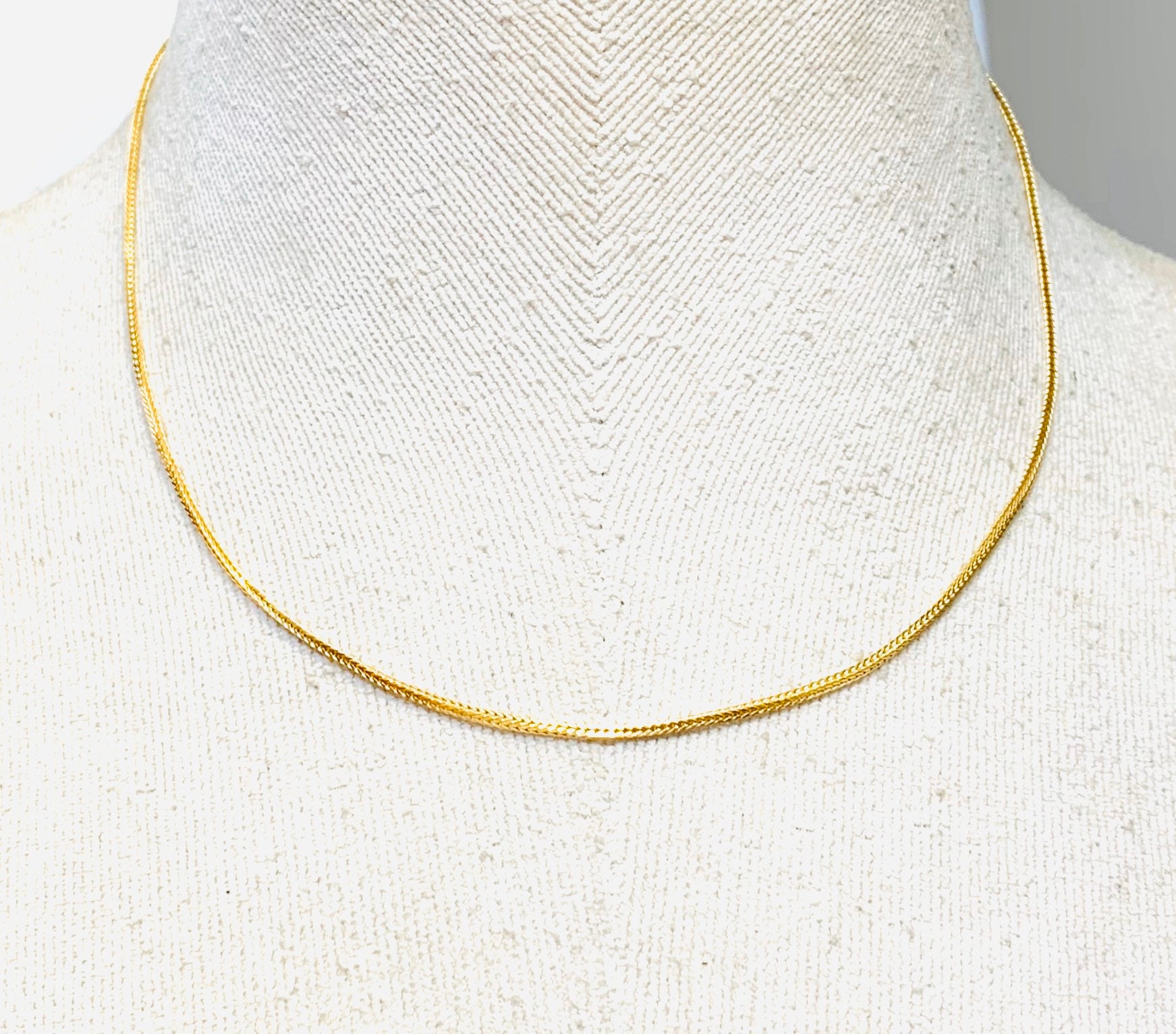 Stunning Vintage 18ct Yellow Gold 16 Inch Chain stunning-vintage-18ct-yellow-gold-16-inch-chain