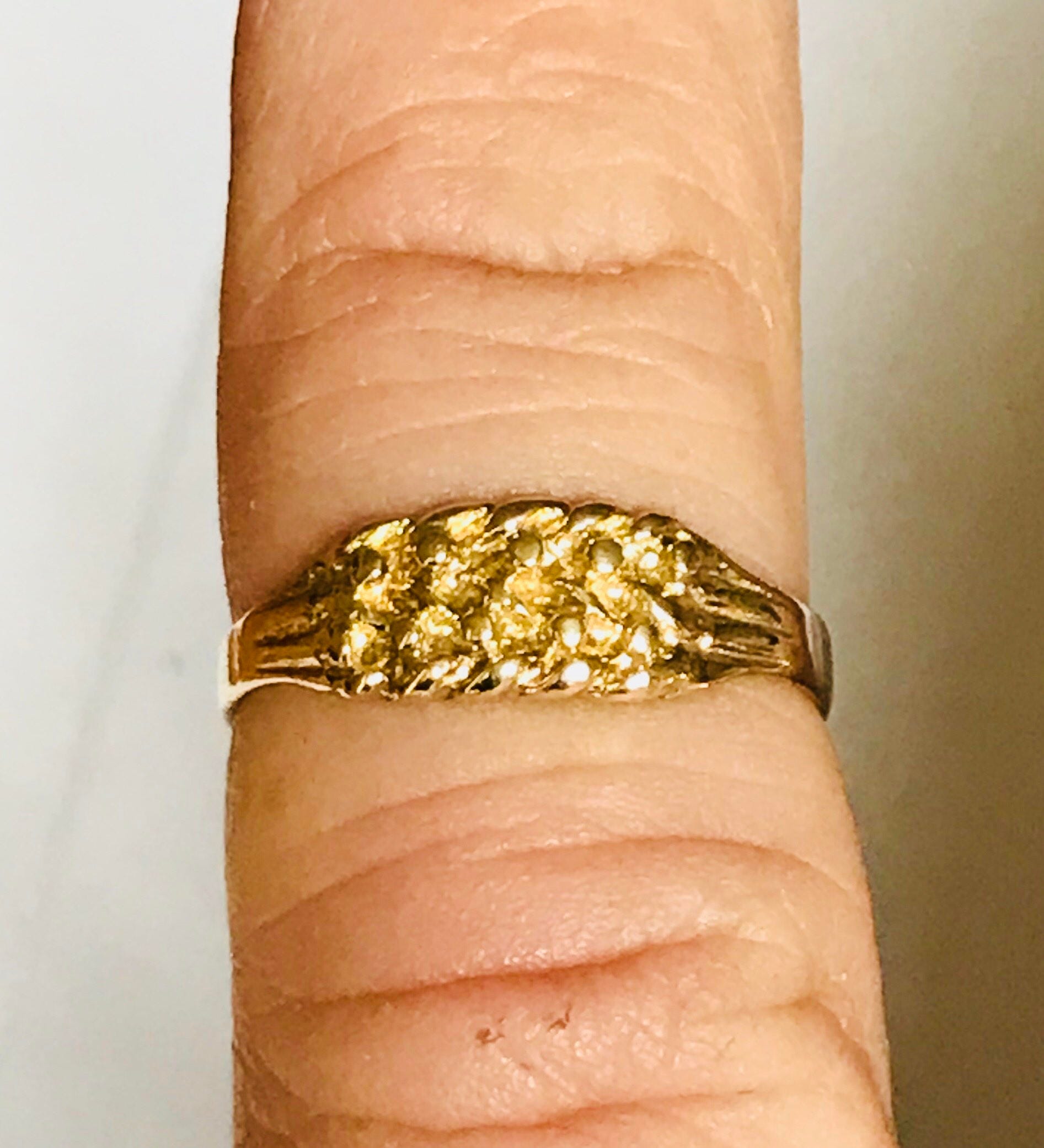 Vintage 9ct yellow gold Keeper ring fully hallmarked