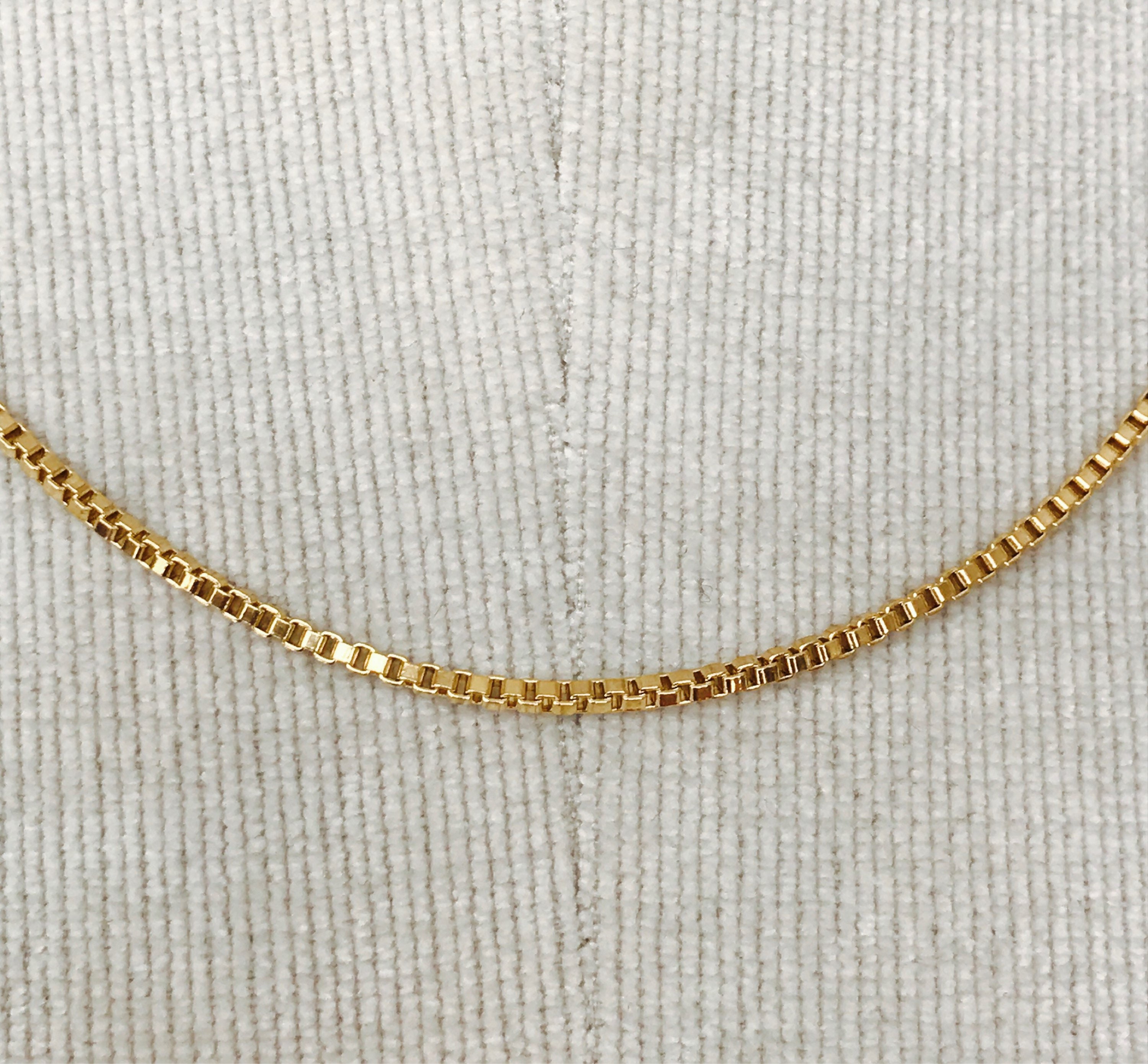 Superb quality vintage 9ct gold 20 inch box chain Hallmarked
