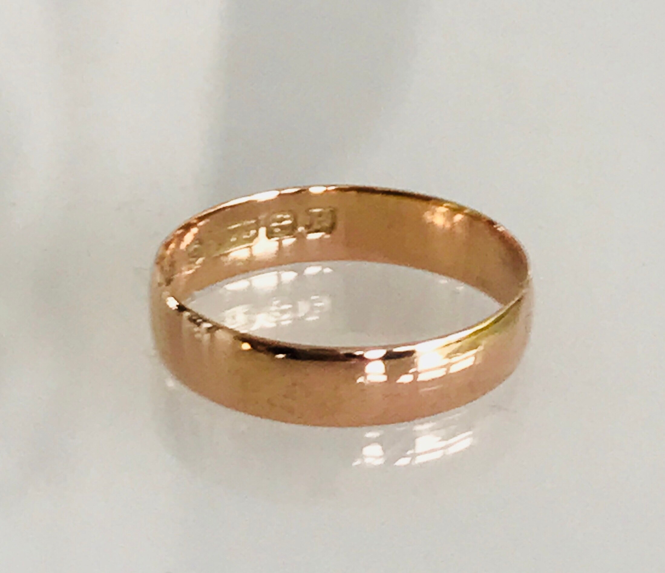 Antique 9ct rose gold wedding ring hallmarked Birmingham
