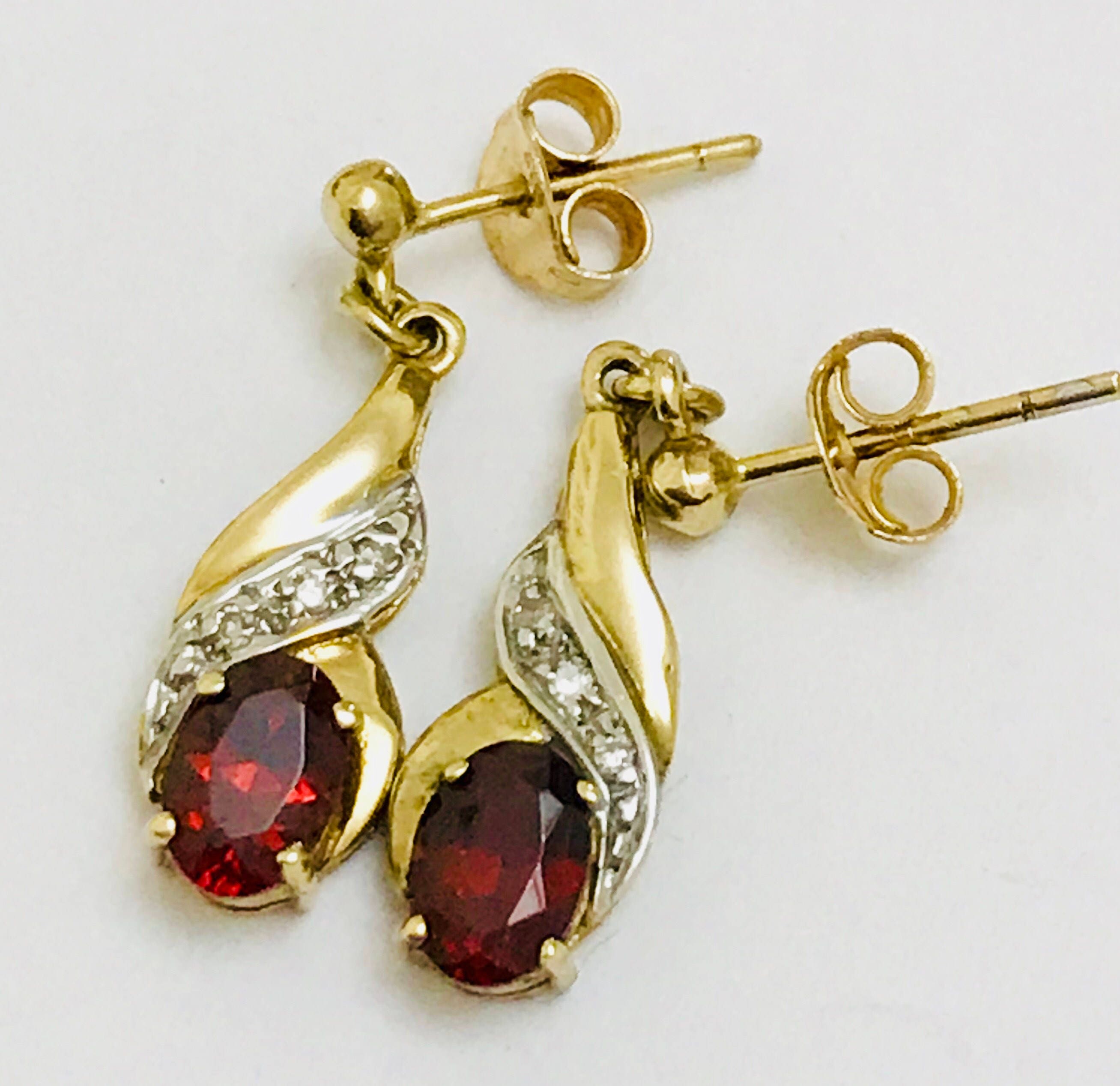 9ct Garnet Diamond earrings 9ct Garnet Diamond earrings