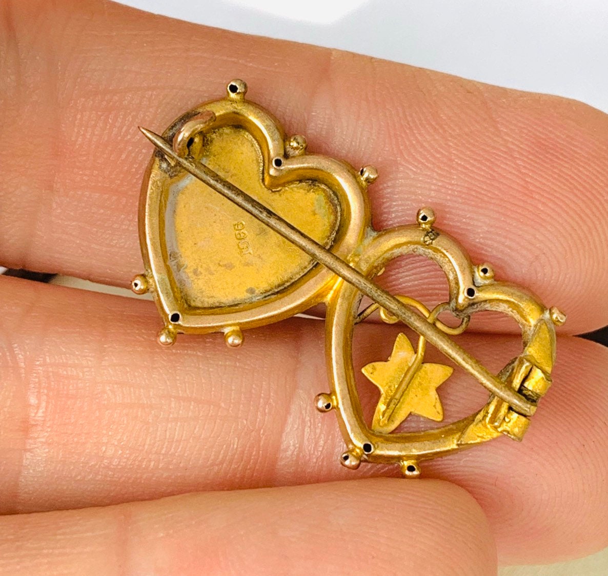 Victorian 9ct gold Mizpah sweetheart brooch
