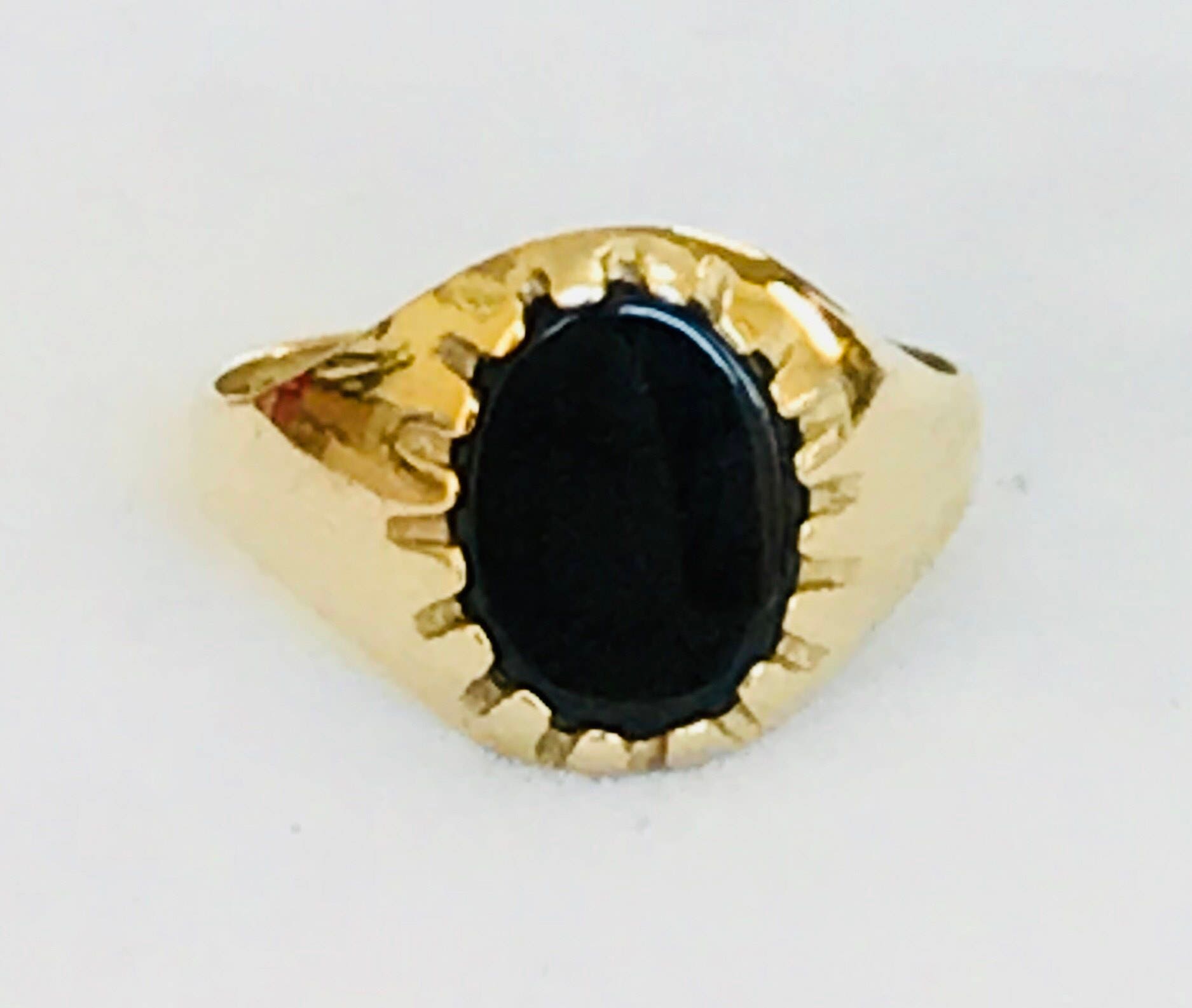 Vintage 9ct gold childs / ladies pinky onyx signet ring - fully hallmarked