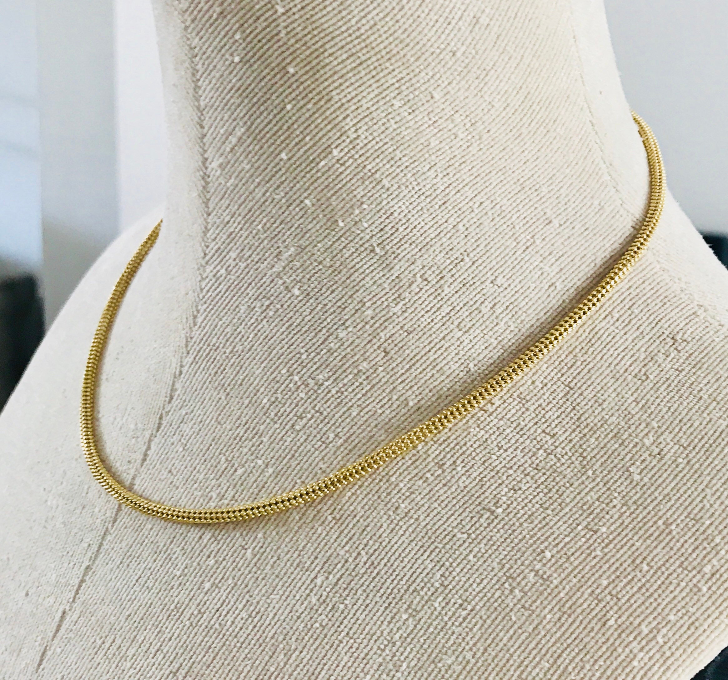 Stunning vintage 9ct yellow gold 17 inch chain fully hallmarked