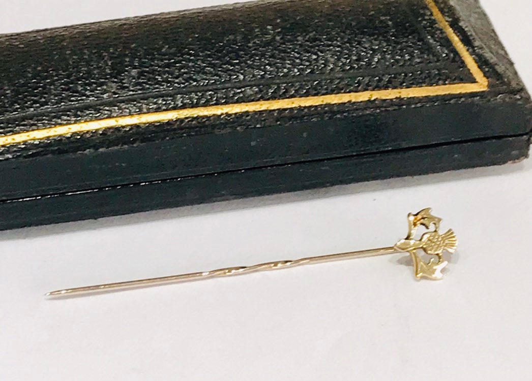 Superb vintage 9ct gold Scottish Thistle stick pin / lapel pin / tie ...