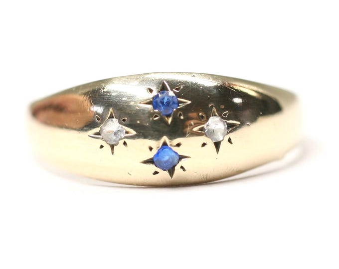 9ct gold Blue & White paste ring - Birmingham 1972 - size T or US 9 1/2