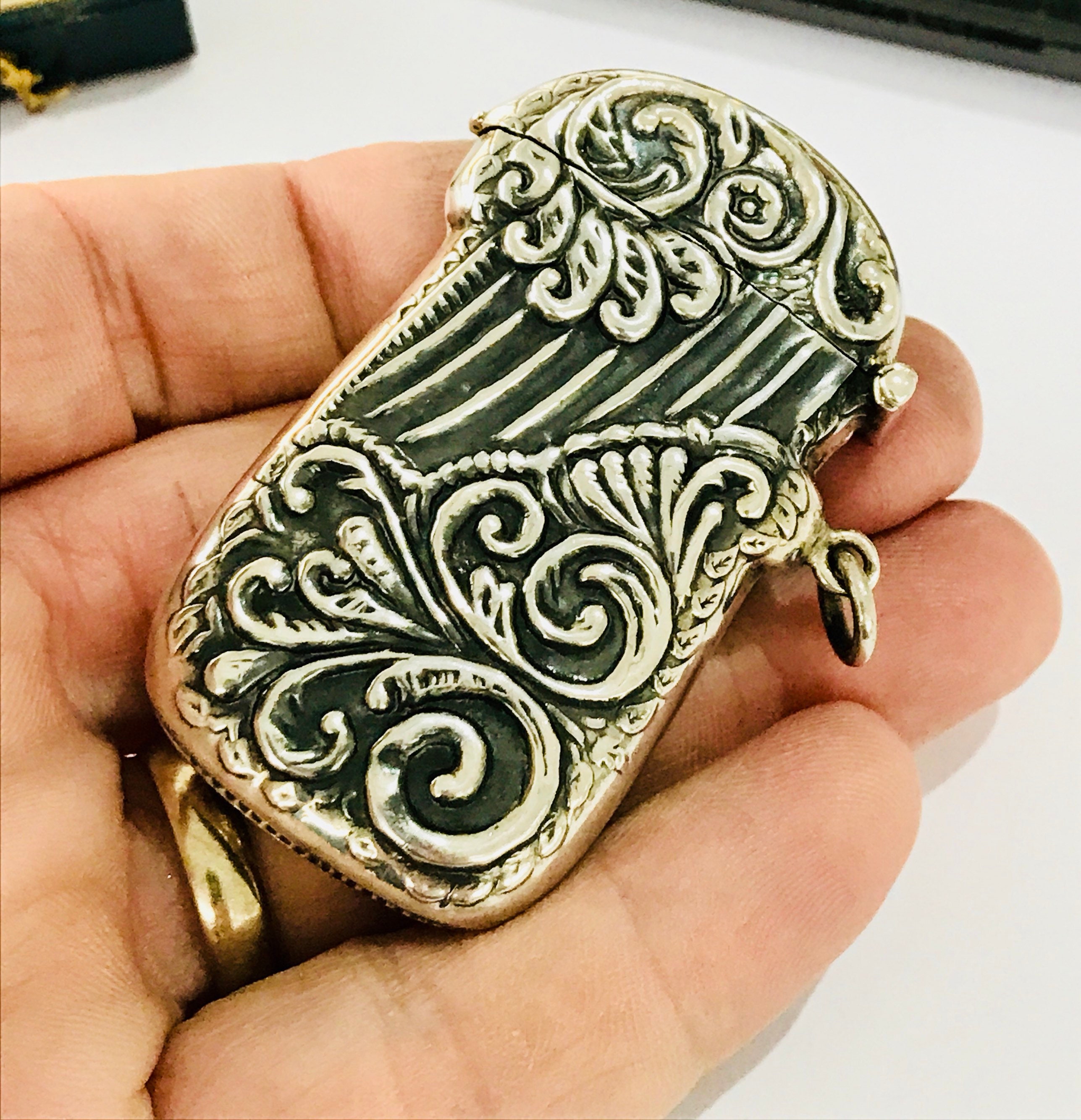 Stunning ornate vintage Sterling Silver Vesta match case