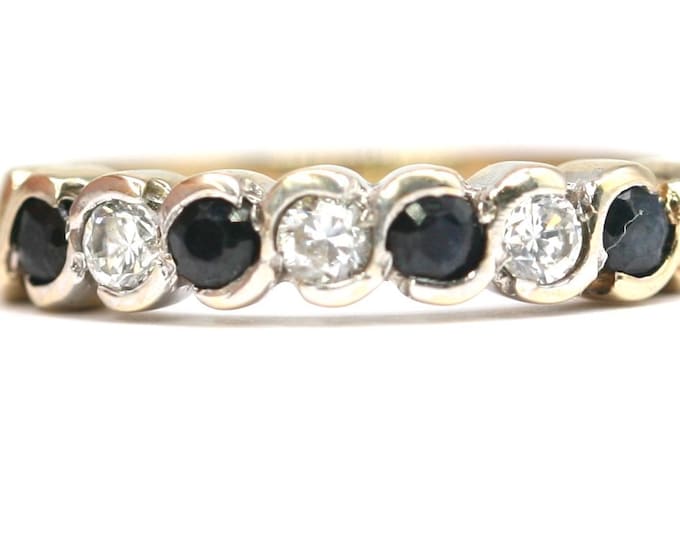 Vintage 9ct gold Sapphire and Cubic Zirconia ring - hallmarked Birmingham 1996 - size P or US 7 1/2