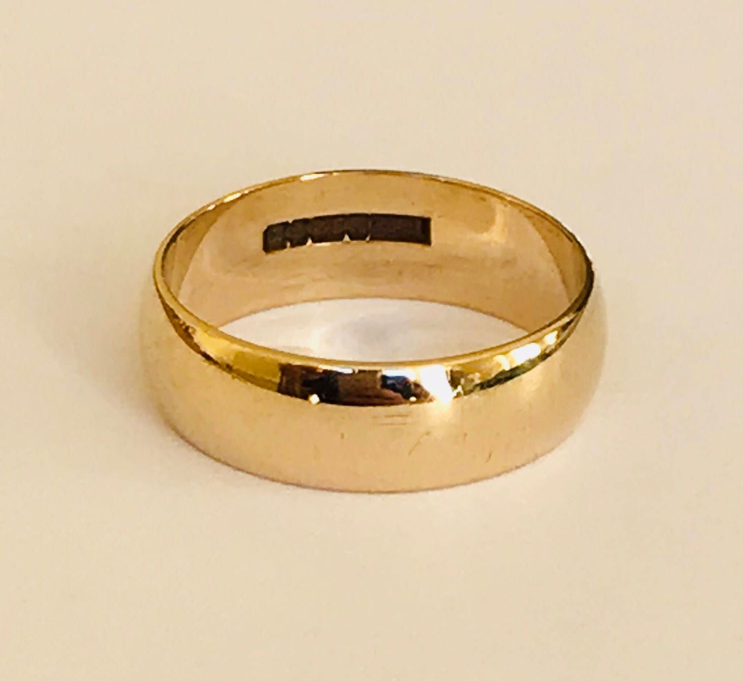 Lovely vintage 9ct gold wedding ring Birmingham 1975