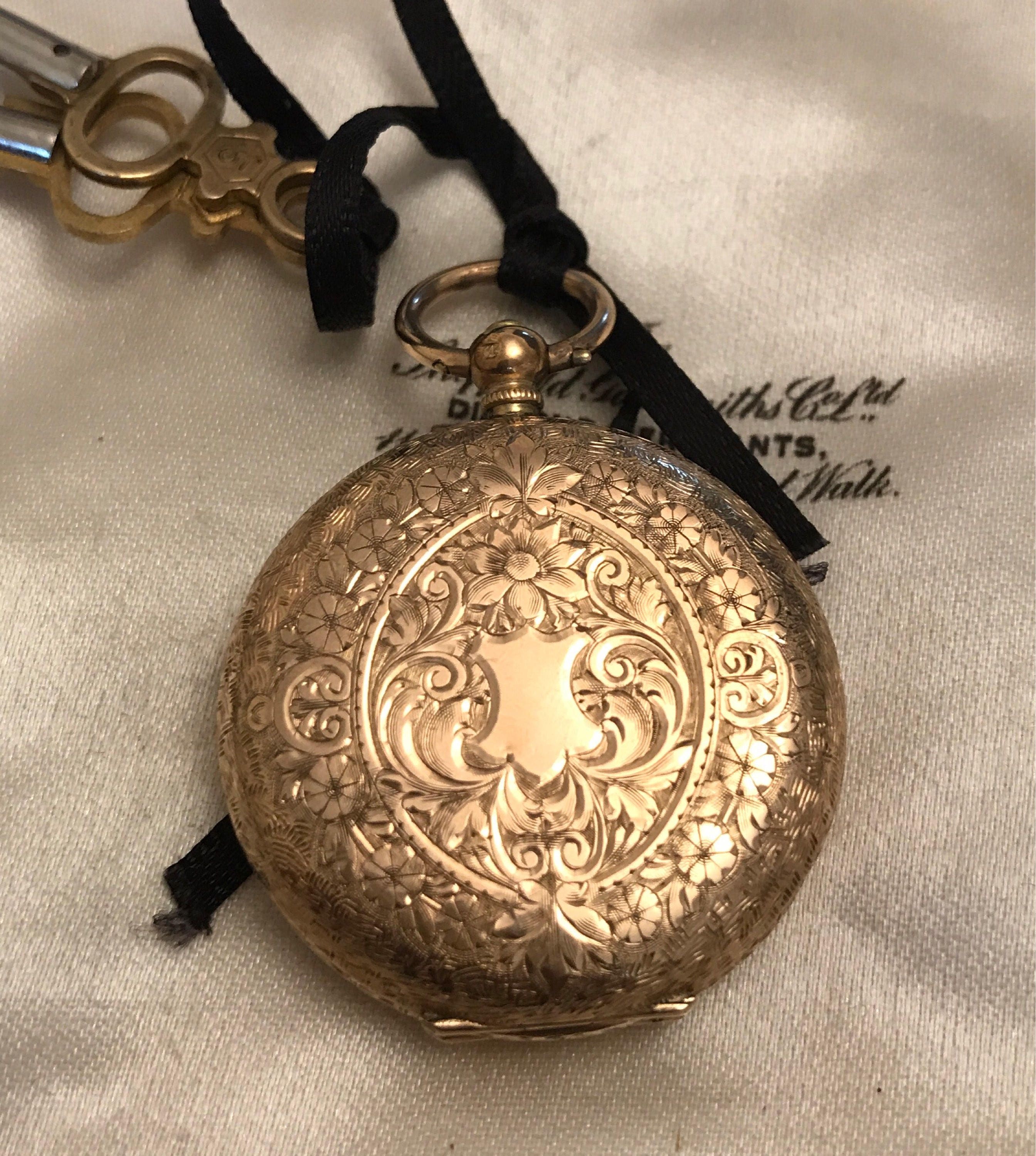 Superb antique solid 14ct gold ladies pocket watch late 1800