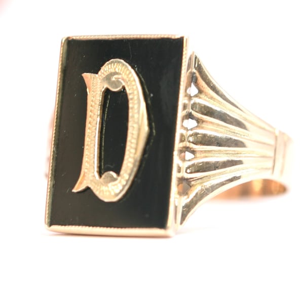 Superb antique Edwardian 9ct rose gold and onyx initialled Mourning ring - stamped 9ct - size Y or US 12
