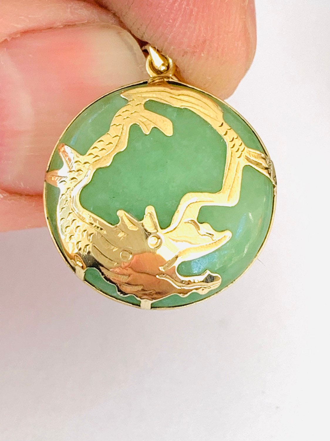 Vintage 9ct gold 19 inch Jade necklace - fully hallmarked