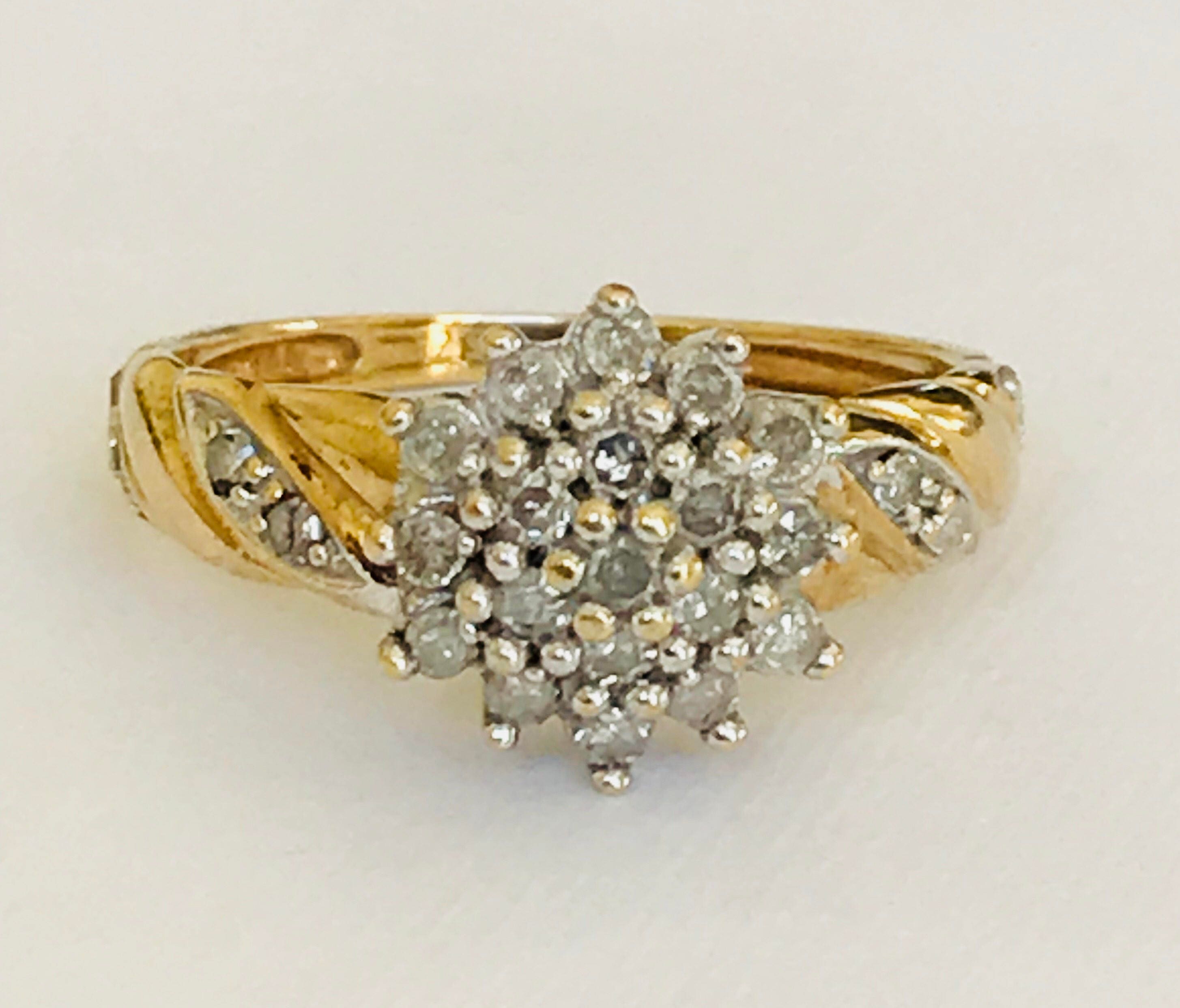 Vintage 9ct gold 0.25 diamond cluster ring - fully hallmarked