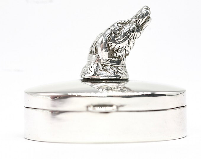 Superb vintage sterling silver pill / ring / snuff box with dogs head. Hallmarked Birmingham 1991