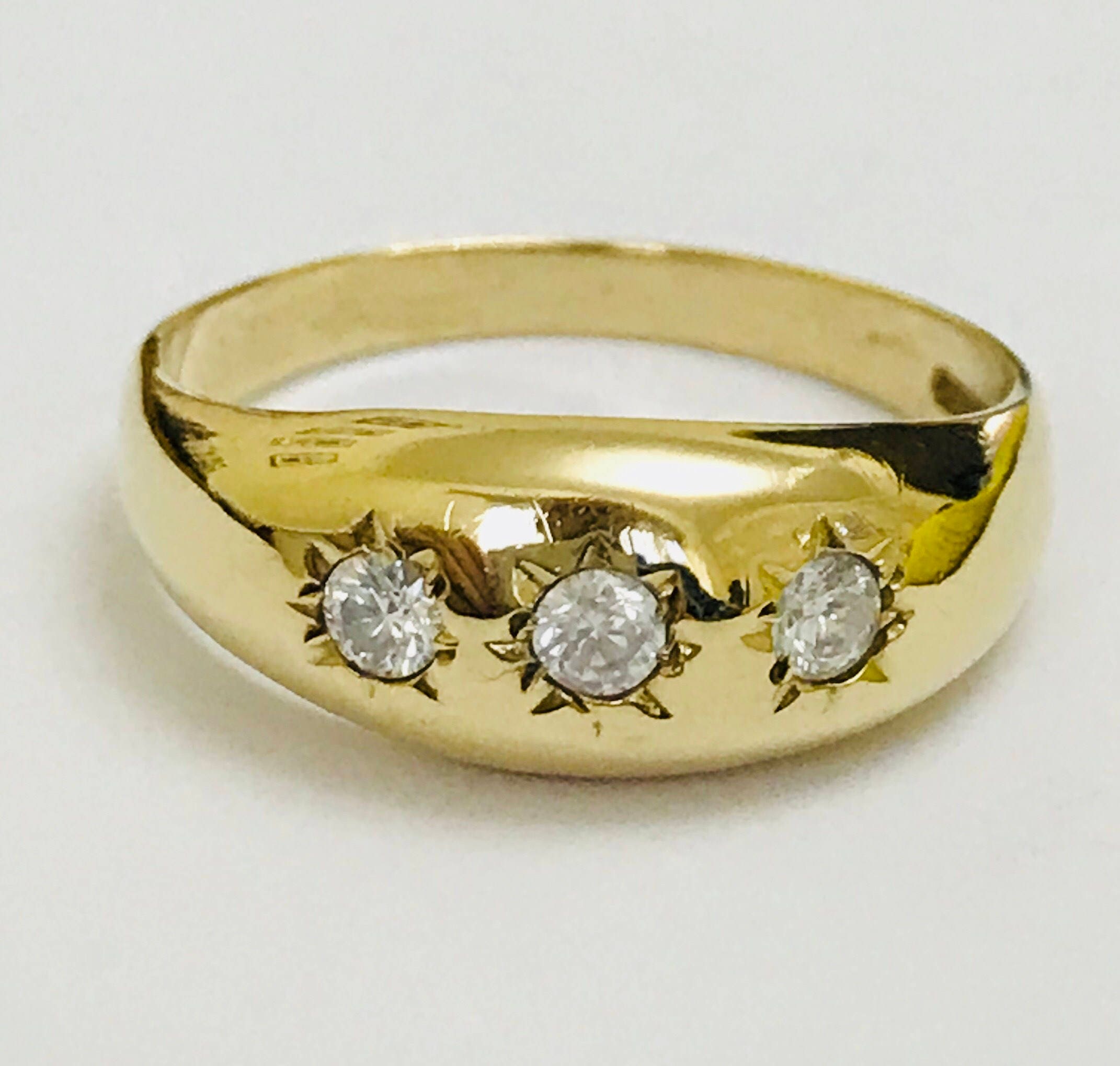 Superb vintage 9ct yellow gold Men's gypsy ring fully hallmarked