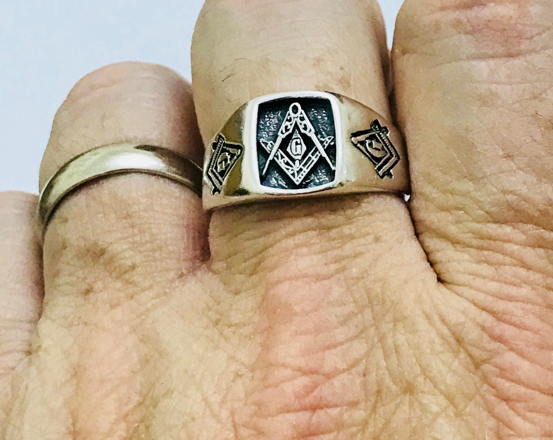 Superb vintage sterling silver Men's Masonic ring