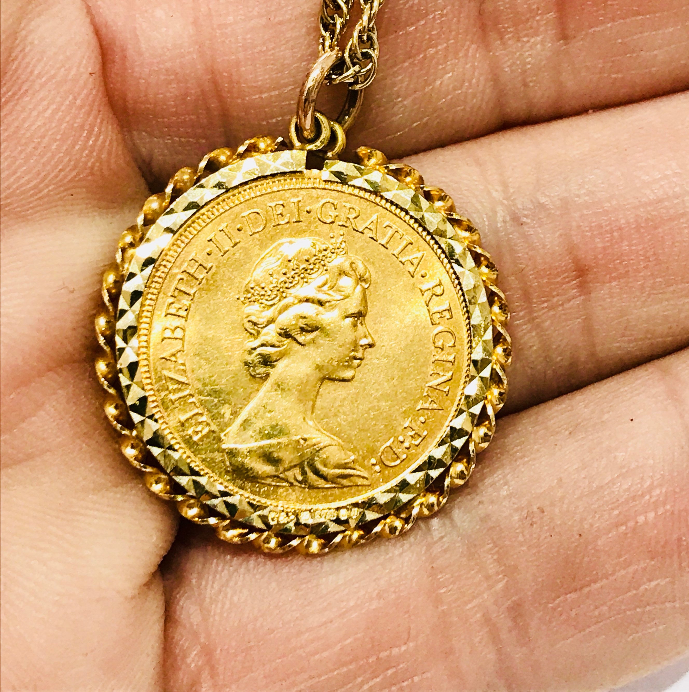 Queen Elizabeth II 22ct Gold Sovereign Necklace 1978 Reserved queen-elizabeth-ii-22ct-gold-sovereign-necklace-1978-reserved