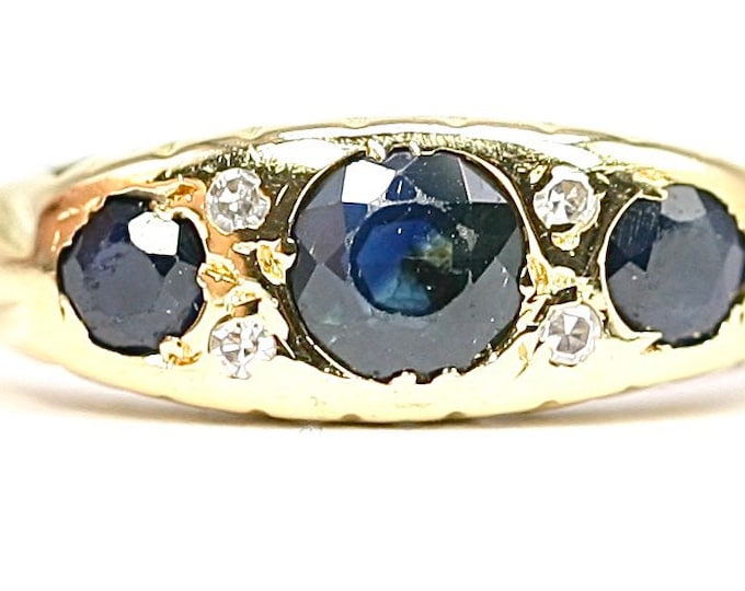 Edwardian 18ct yellow gold Sapphire and Diamond ring - fully hallmarked - size M or US 6