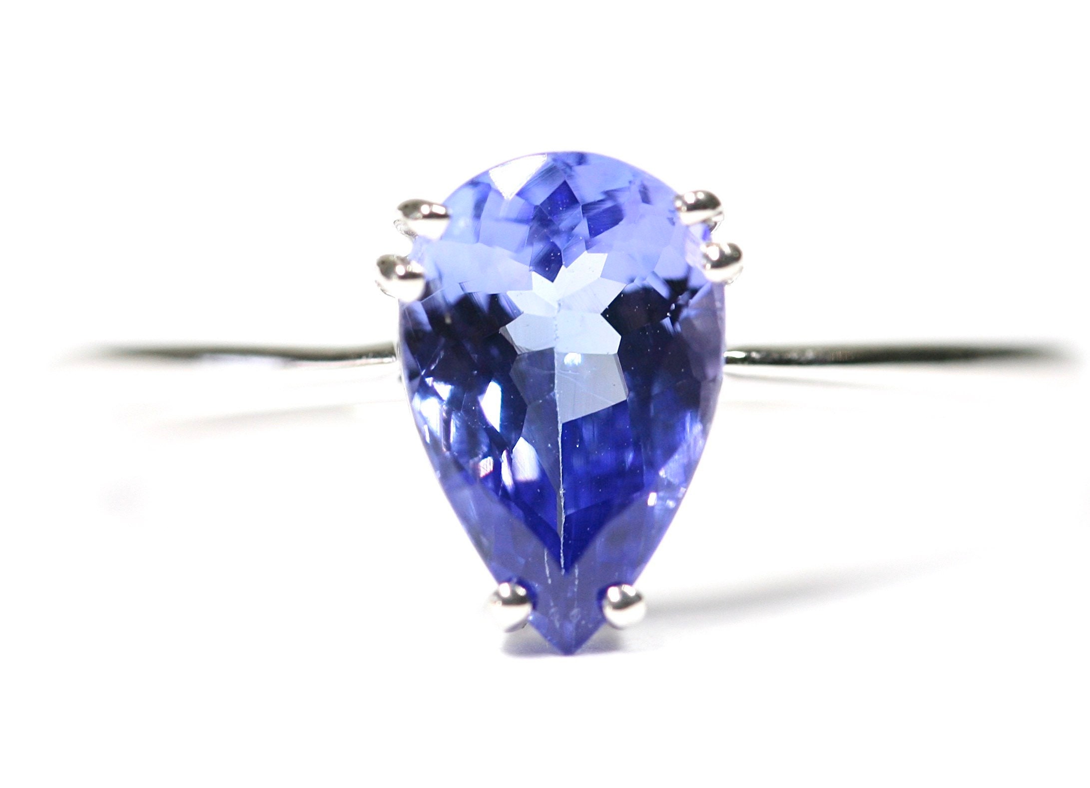 Tanzanite Naturelle 1,10 Carat - Certifiée AAA - Coupe Trillon - Qualité Exceptionnelle - Sans Traitement