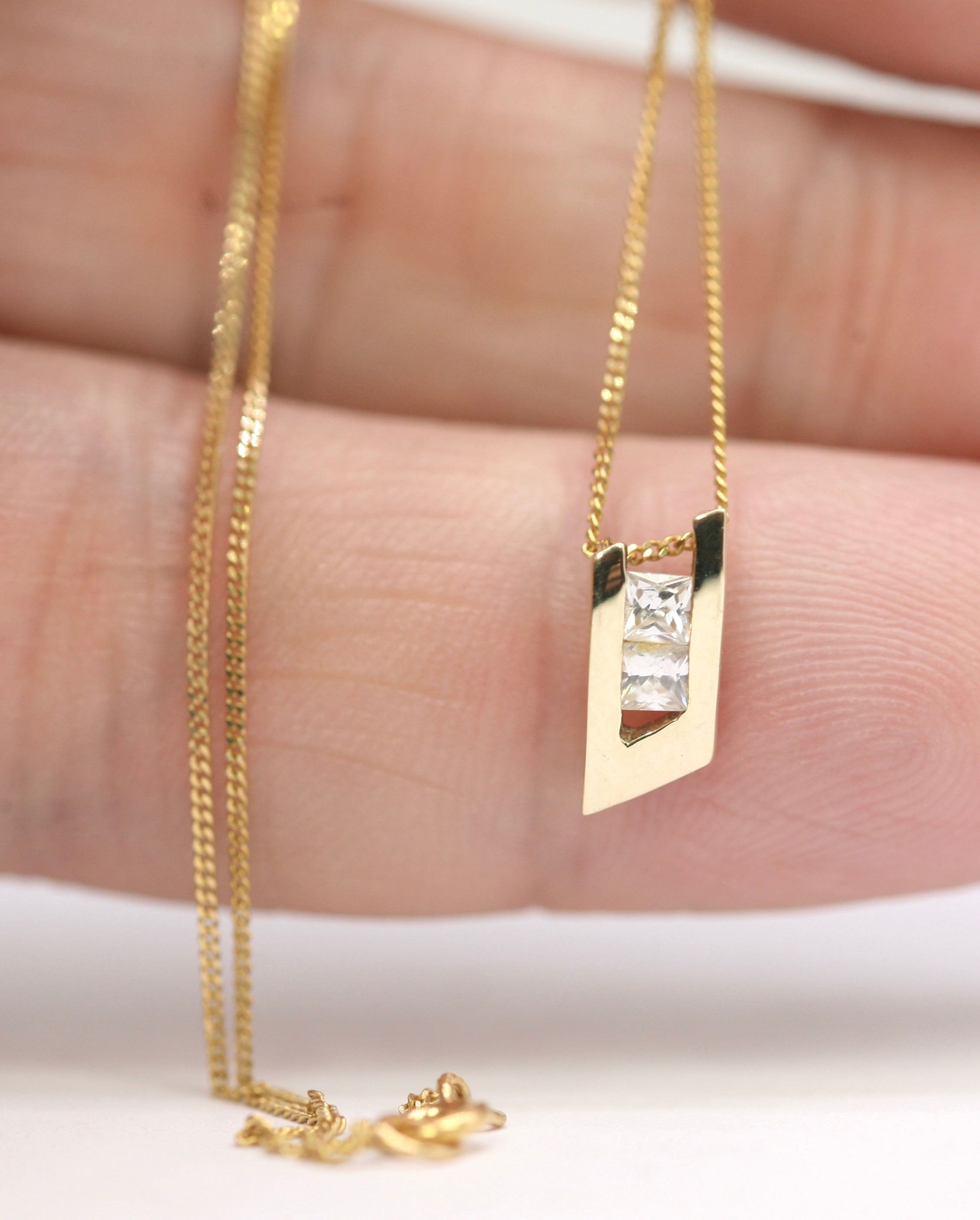 9ct rose gold CZ pendant 9ct rose gold CZ pendant